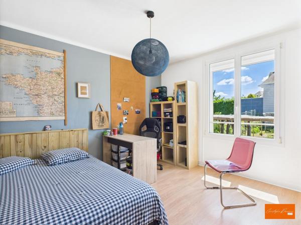 MAISON FAMILIALE DE 160 M² EN PLEIN CENTRE-VILLE DE MAYENNE