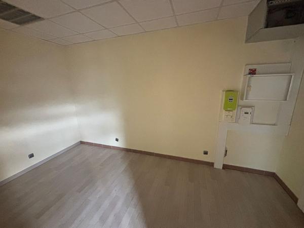 A LOUER - BUREAUX - 100 M2 ENVIRON
