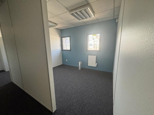 TOURS HYPER CENTRE BUREAUX A VENDRE DE 78 M² 1 PARKING