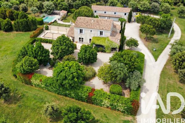 Maison à vendre 12 pièces 348 m² Beaucaire