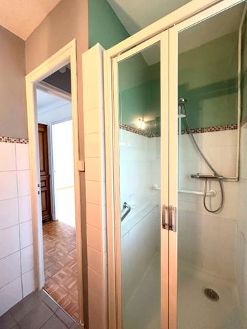 Appartement Aurillac proche gare 4 pièce(s) 68.54 m2 , Aurillac
