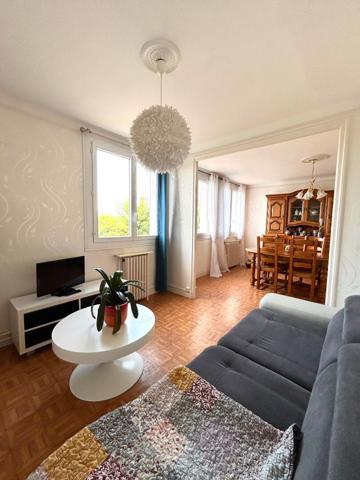 Appartement Aurillac proche gare 4 pièce(s) 68.54 m2 , Aurillac