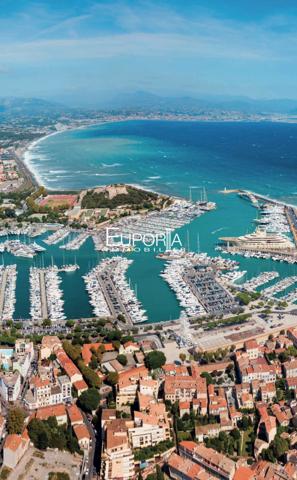 Appartement rooftop T4 86m2 avec terrasse de 103m2 - Proximitée centre Antibes