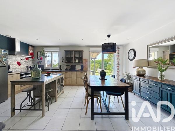 Maison à vendre 5 pièces 108 m² Saint-Cyr-du-Doret