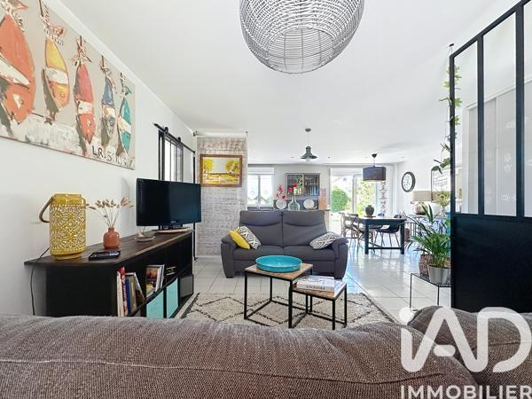 Maison à vendre 5 pièces 108 m² Saint-Cyr-du-Doret