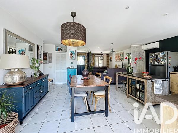Maison à vendre 5 pièces 108 m² Saint-Cyr-du-Doret