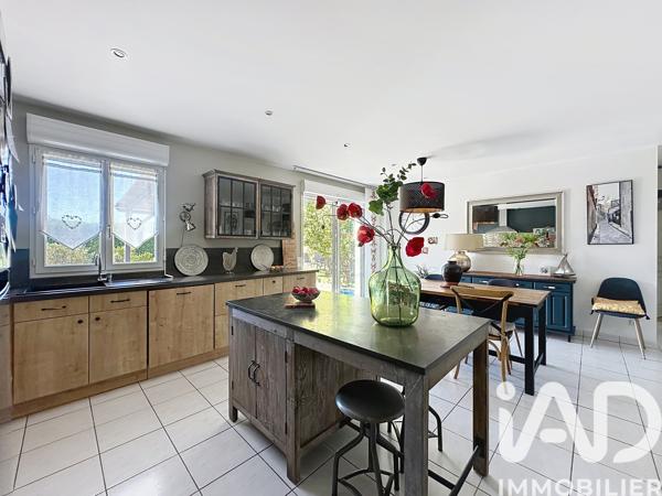 Maison à vendre 5 pièces 108 m² Saint-Cyr-du-Doret