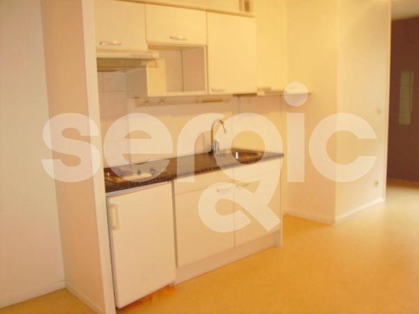 Location 1 Pieces 35 59800 Lille 15 0601 01 0031