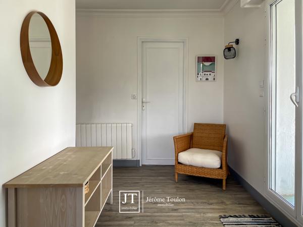 Appartement
                                                                                                                                                                                                                                                                                                                        3 pièce(s)                                                                                                                                                                                                          2 chambre(s)                                                                                                                                                                                                          67  m²