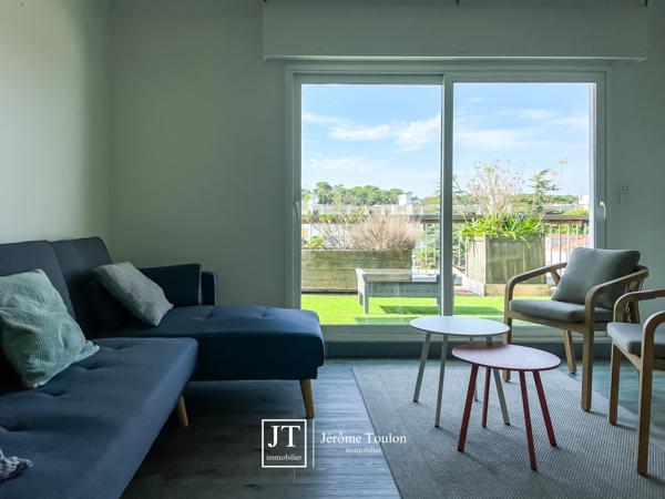 Appartement
                                                                                                                                                                                                                                                                                                                        3 pièce(s)                                                                                                                                                                                                          2 chambre(s)                                                                                                                                                                                                          67  m²