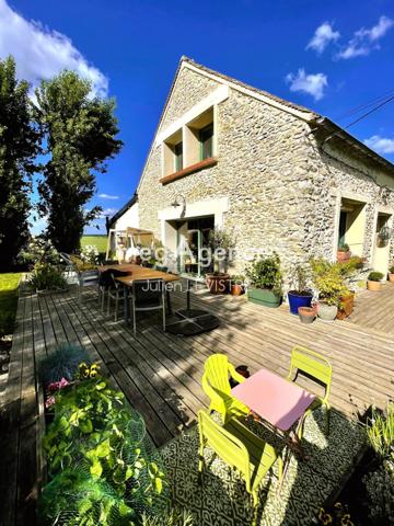 Maison à AUNEAU, 28700 - 6 pièces 176m²