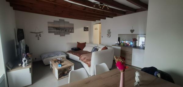 Appartement TRELAZE 2 pièce(s) 68 m2
