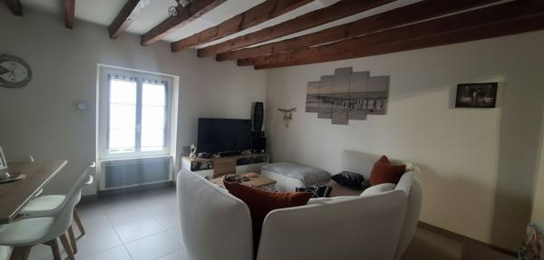 Appartement TRELAZE 2 pièce(s) 68 m2