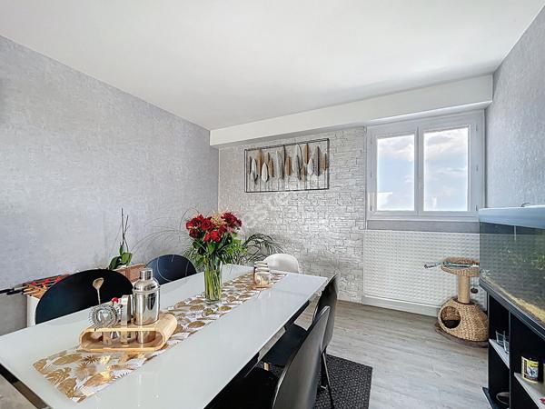 Appartement 3 pièces à vendre à Rezé - La Houssais, dernier étage avec cave et garage