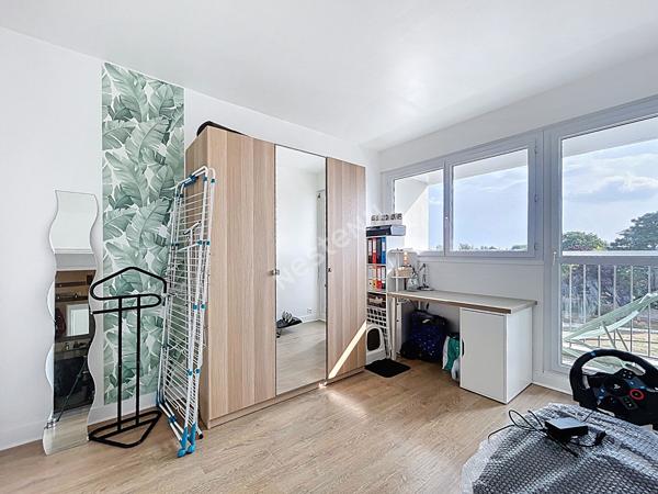 Appartement 3 pièces à vendre à Rezé - La Houssais, dernier étage avec cave et garage