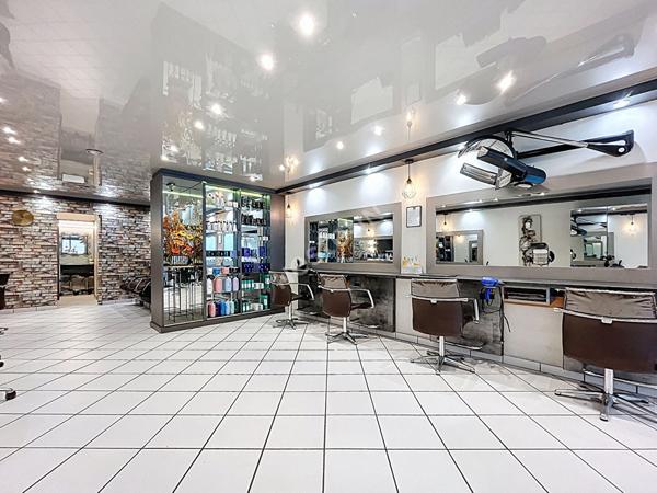 Mur d'un Local commercial à vendre à Annecy 60,66 m²