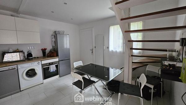 Maison 44 m² à Fontainebleau 77300