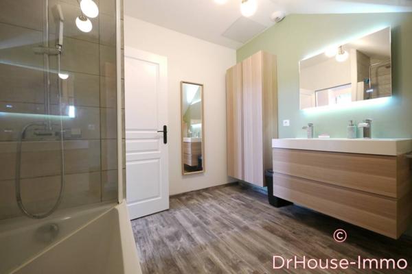 Maison à vendre 6 pièces de 133 m²