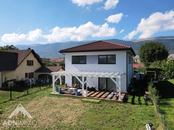 Saint-Genis-Pouilly (01630) Maison 7 pièces 225m2