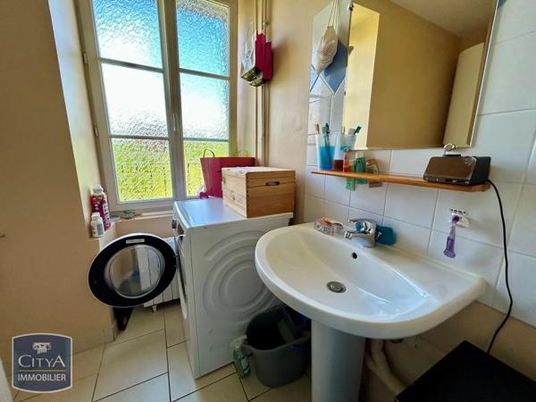 Appartement à louer 2 pièces 53.01m² Alençon (61000)