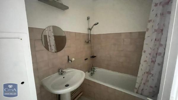 Appartement à louer 1 pièce 30.16m² Dijon (21000)