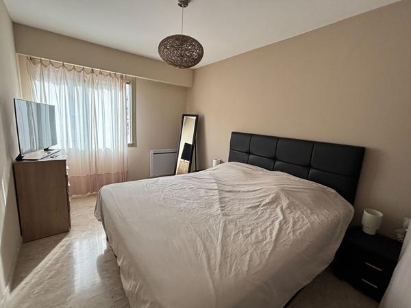3 PIECES MEUBLE - RUE JEAN CANAVESE