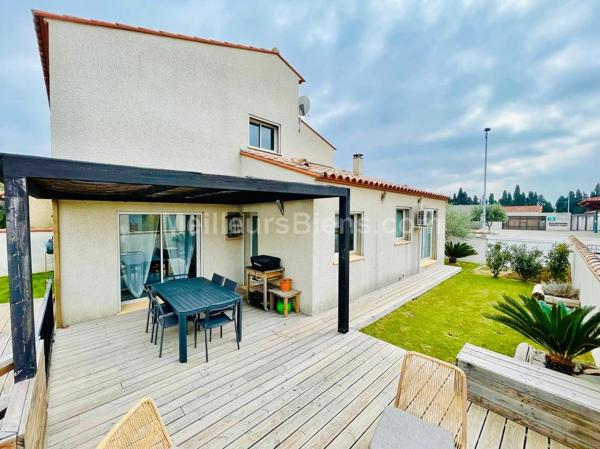 Villa T5 piscine de 126m2 sur parcelle de 375m2 au Soler