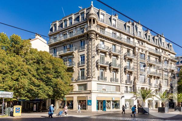 Appartement F4 à vendre  4 pièces - 133,22 m 2   GRENOBLE  - 38