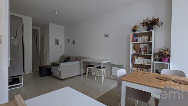 Bordeaux centre - appartement T2 Bis vendu libre
