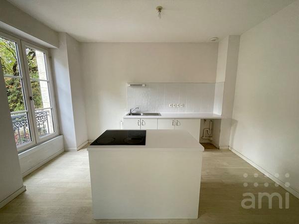 Bordeaux centre - appartement T2 Bis vendu libre