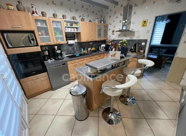 MAISON INDIVIDUEL 4 CHAMBRES ET GARAGE