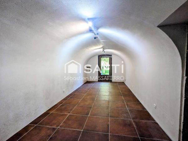 Maison rénovée atypique et pleine de charme