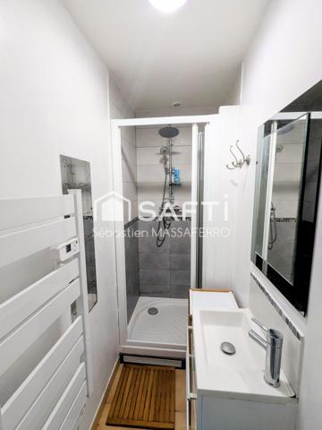 Maison rénovée atypique et pleine de charme