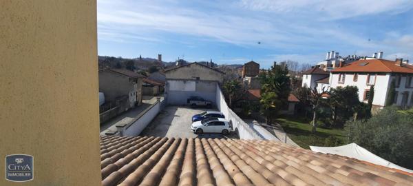 Appartement à louer 4 pièces 83.84m²