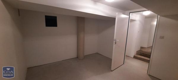 Appartement à louer 4 pièces 83.84m²