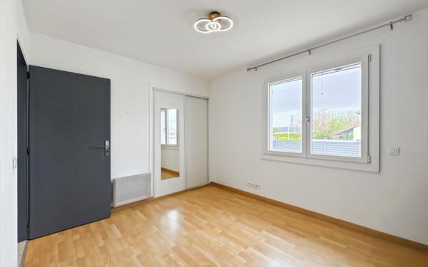 Maison à vendre    5 pièces • 107,55 m2 Châteauneuf-sur-Isère