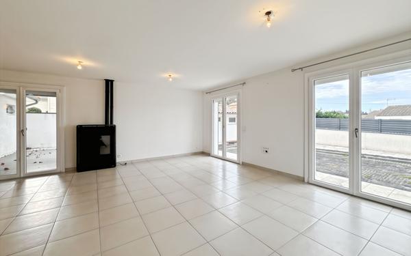 Maison à vendre    5 pièces • 107,55 m2 Châteauneuf-sur-Isère