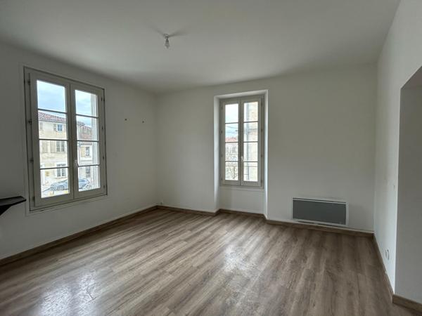 Appartement Barbezieux-saint-hilaire