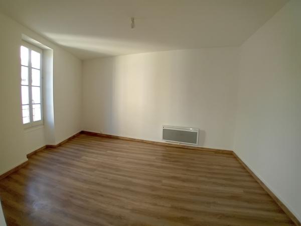 Appartement Barbezieux-saint-hilaire