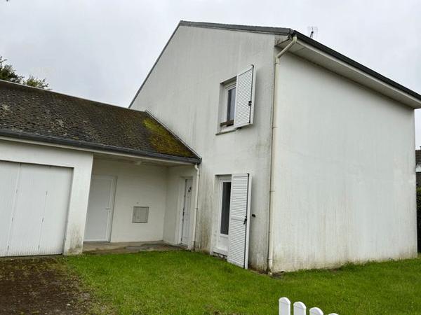 Location Maison 6 pièces 111 m² - 8 RUE DES AULNES Ouzouer Sur Loire 45570