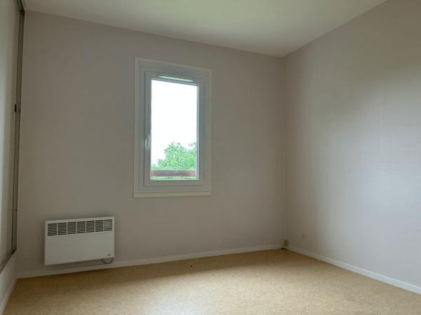 Location Maison 6 pièces 111 m² - 8 RUE DES AULNES Ouzouer Sur Loire 45570