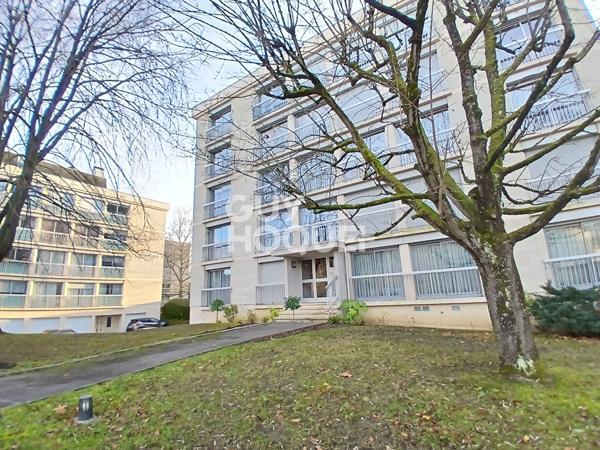 SOISSONS - APPARTEMENT MEUBLE A LOUER