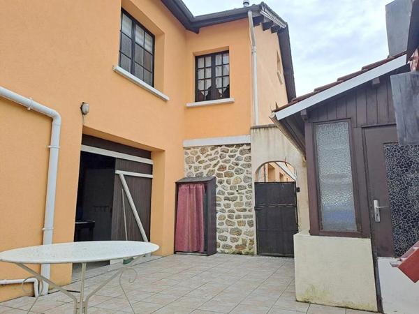 Maison à vendre aux Essarts-le-Roi (78690)