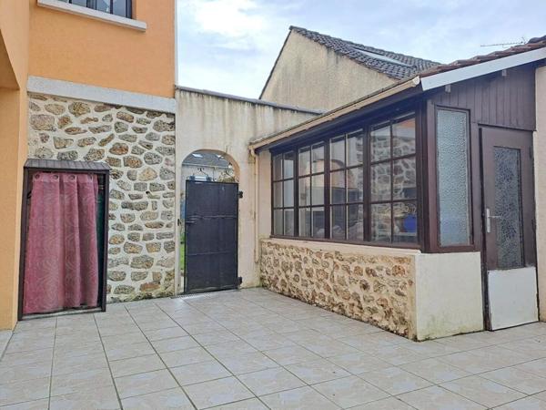 Maison à vendre aux Essarts-le-Roi (78690)