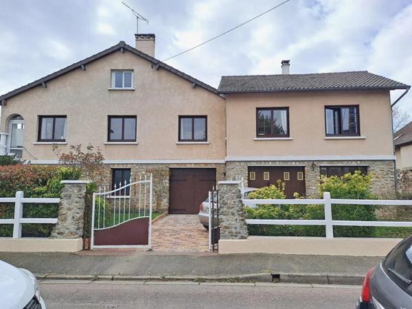 Maison à vendre aux Essarts-le-Roi (78690)