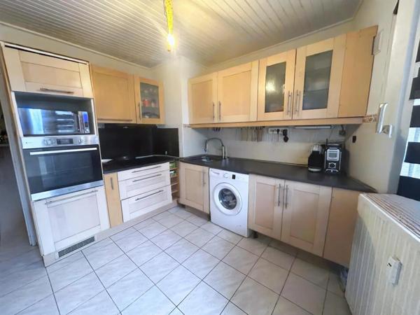 Appartement à vendre 4 pièces 77m²