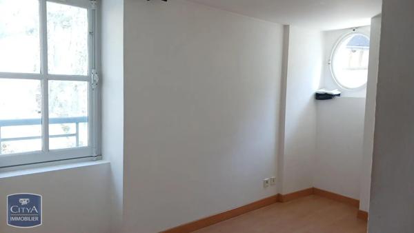 Appartement à louer 2 pièces 36.89m² Blois (41000)