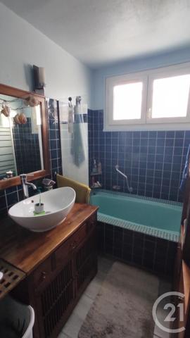 Maison à vendre  7 pièces - 132,17 m2 ST GEORGES DES COTEAUX - 17