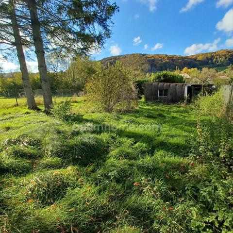 ENSEMBLE DE PETITS BATIS A VENDRE SUR TERRAIN A BATIR