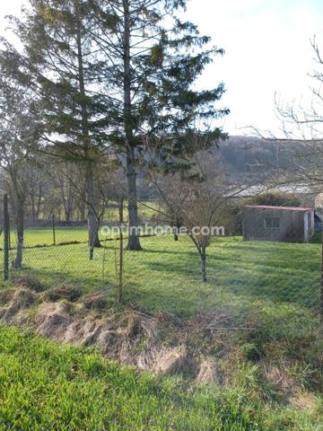 ENSEMBLE DE PETITS BATIS A VENDRE SUR TERRAIN A BATIR